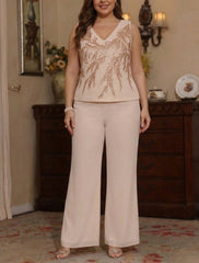 3 Pieces V-Neck Chiffon Plus Size Mother of the Bride Pantsuits with Jacket Sequins Ankle-Length Long Sleeves