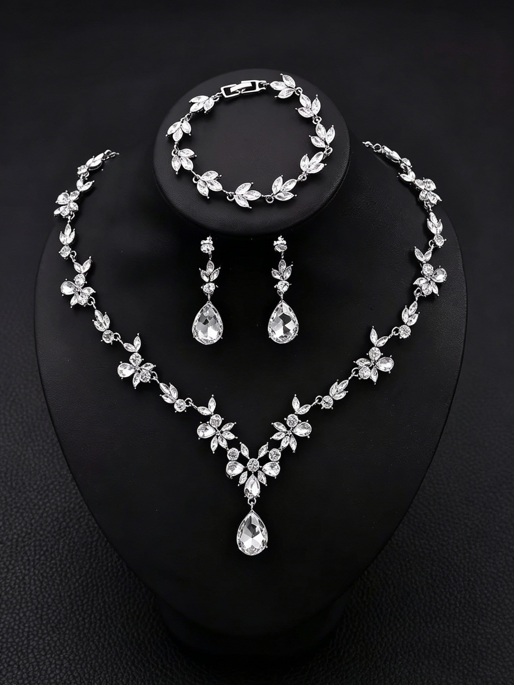 1 set Bridal Jewelry Three-piece Suit Rhinestone Imitation Diamond Necklace Earrings Bracelet Women's Jewelry Set  For Wedding Gift